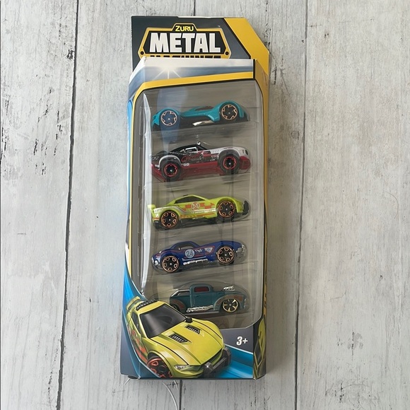Red and Yellow Die-Cast Toy Car Set 5-Pack Zuru metal - Picture 1 of 6
